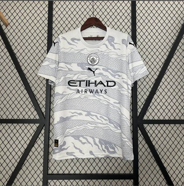 Manchester City 2024-2025 Año del Dragón