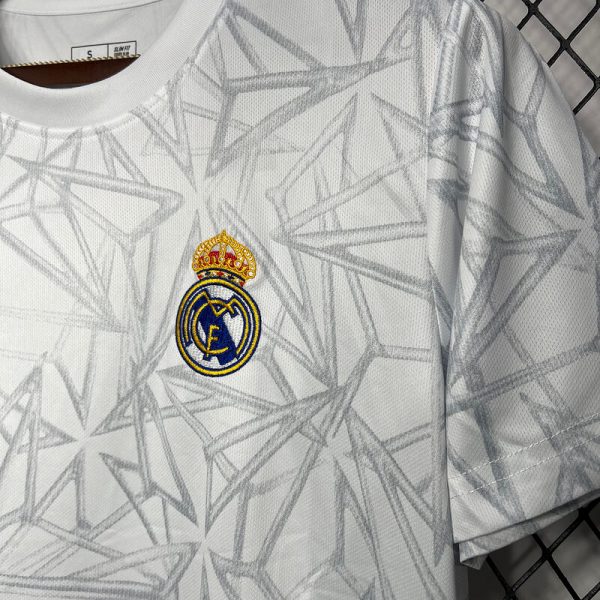 Real Madrid 2024-2025 Pre-Match - Imagen 2