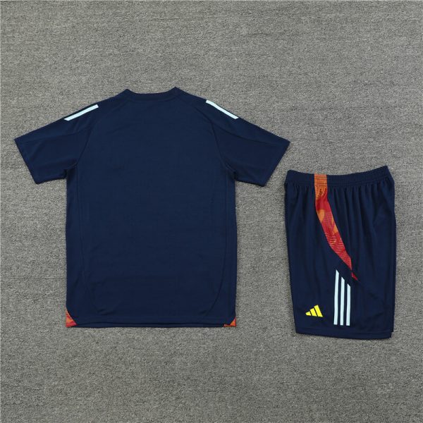 España 2024-2025 Entrenamiento - Imagen 4