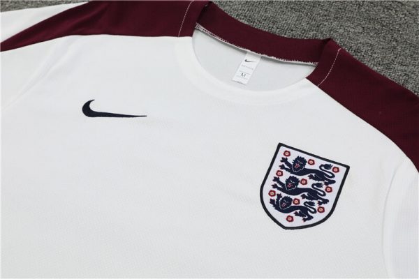 Inglaterra 2024-2025 Entrenamiento - Imagen 2