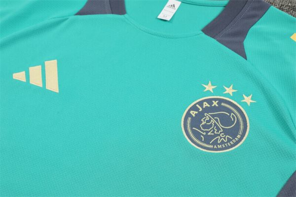 Ajax 2024-2025 Entrenamiento - Imagen 2
