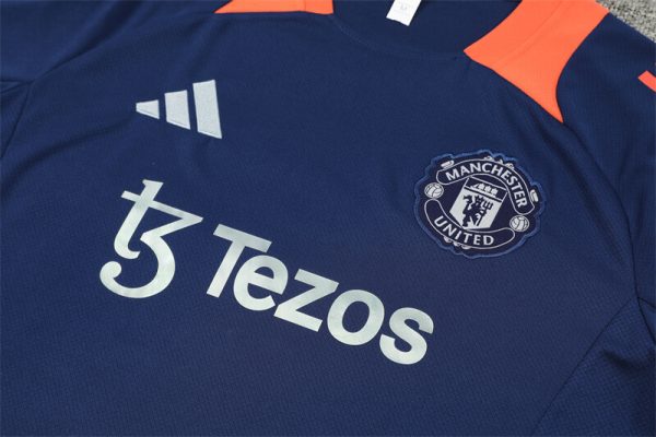 Manchester United 2024-2025 Entrenamiento - Imagen 2