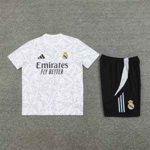 Real Madrid 2024-2025 Entrenamiento