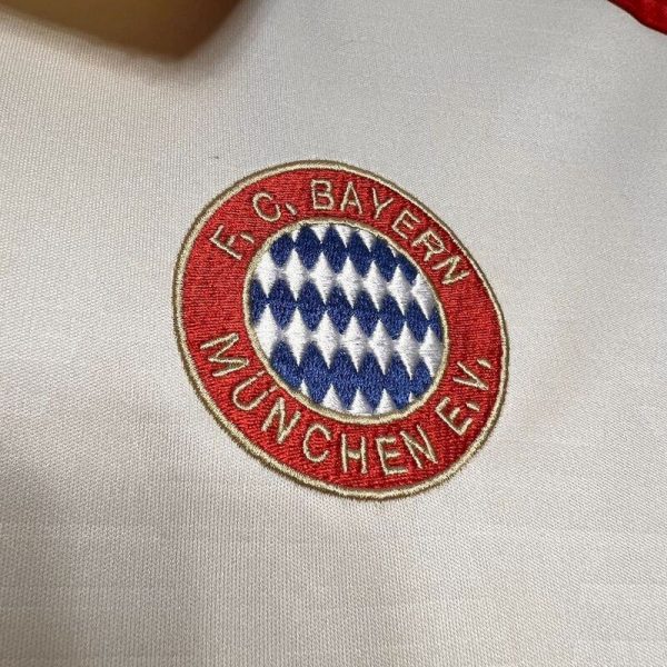 Bayern de Múnich 2024-2025 Tercera - Imagen 2