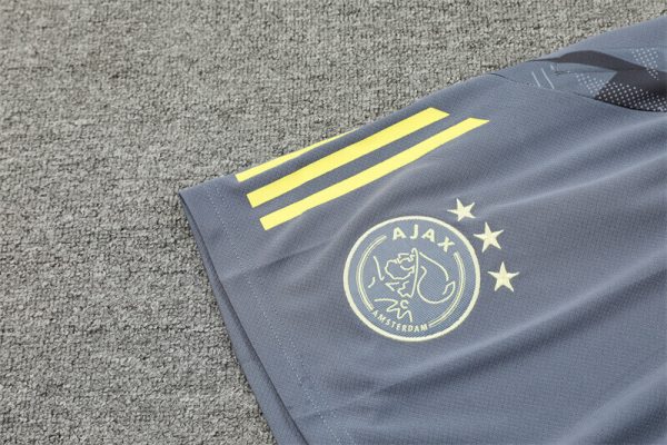 Ajax 2024-2025 Entrenamiento - Imagen 4