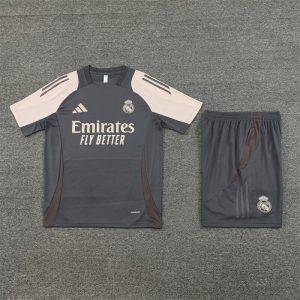 Real Madrid 2024-2025 Entrenamiento