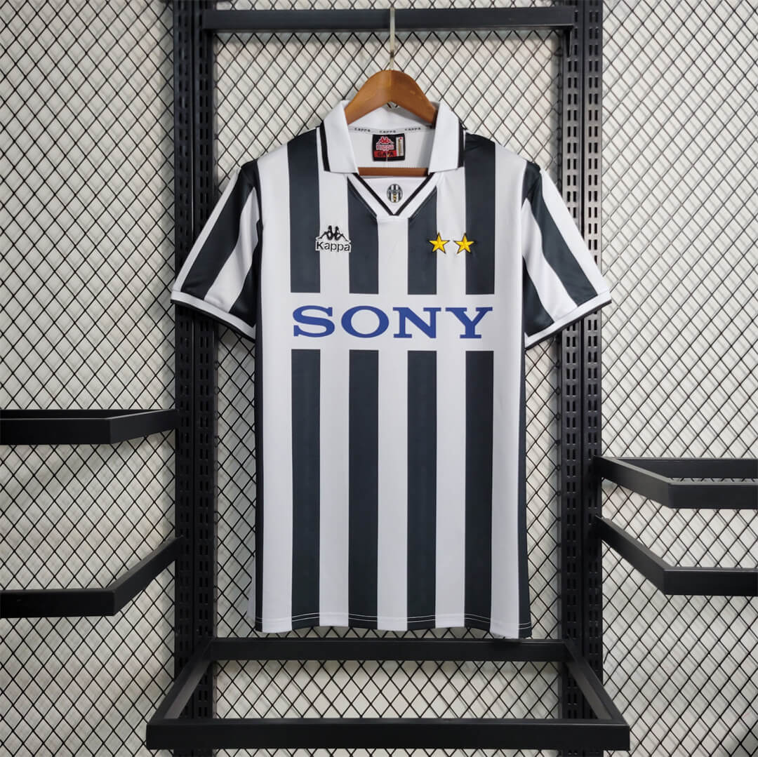 Juventus 1996 Home