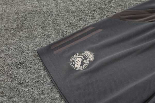 Real Madrid 2024-2025 Entrenamiento - Imagen 4