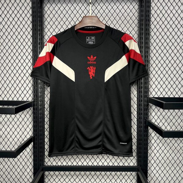Manchester United 2024-2025 Pre-Match