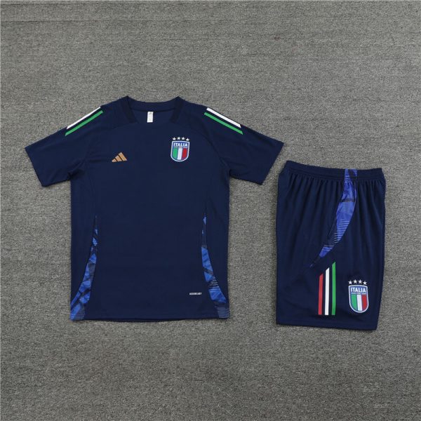 Italia 2024-2025 Entrenamiento