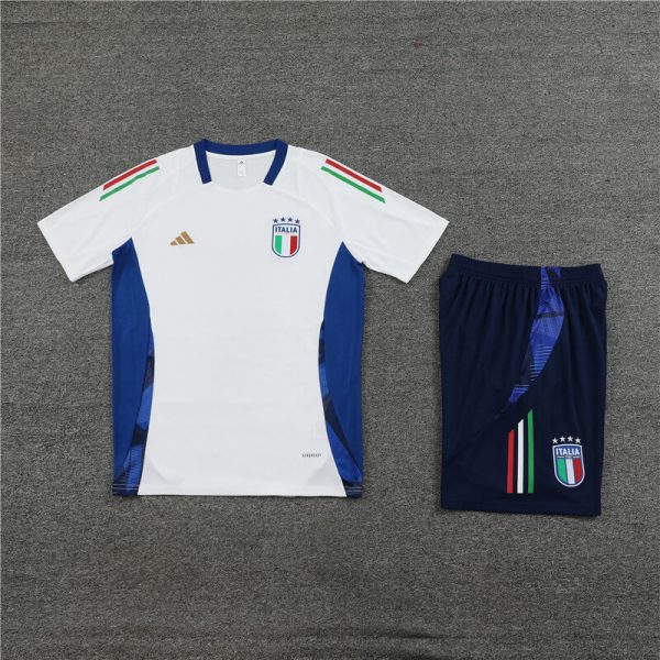 Italia 2024-2025 Entrenamiento