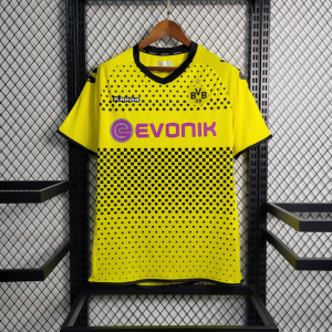 Borussia Dortmund 2011 Home