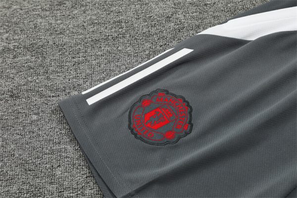 Manchester United 2024-2025 Entrenamiento - Imagen 4
