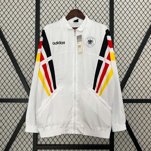 Alemania 2024-2025 Cortavientos