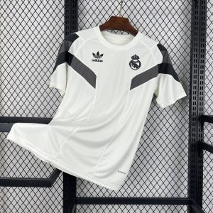 Real Madrid 2024-2025 Ed. Especial