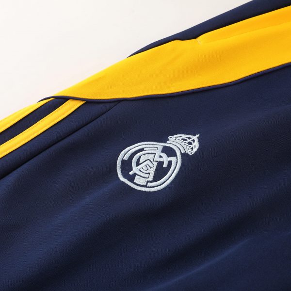 Real Madrid 2024-2025 Chaqueta Entrenamiento - Imagen 3