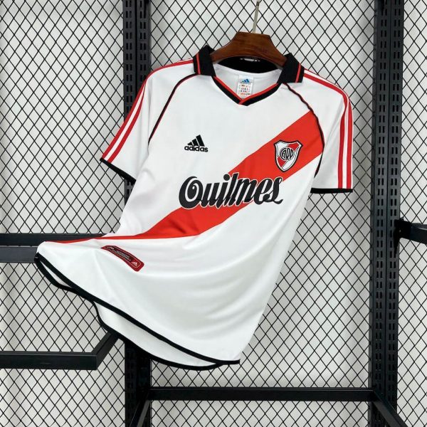 River Plate 2000 Home