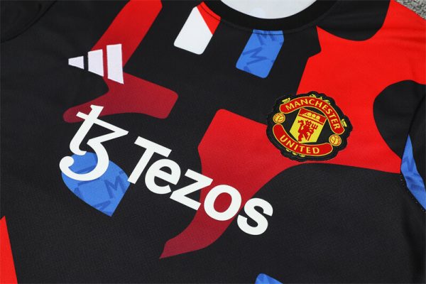 Manchester United 2024-2025 Entrenamiento - Imagen 2