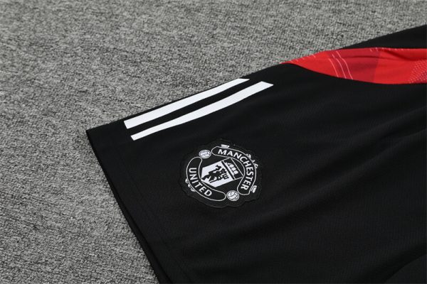Manchester United 2024-2025 Entrenamiento - Imagen 3