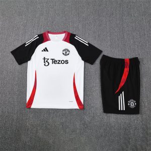 Manchester United 2024-2025 Entrenamiento