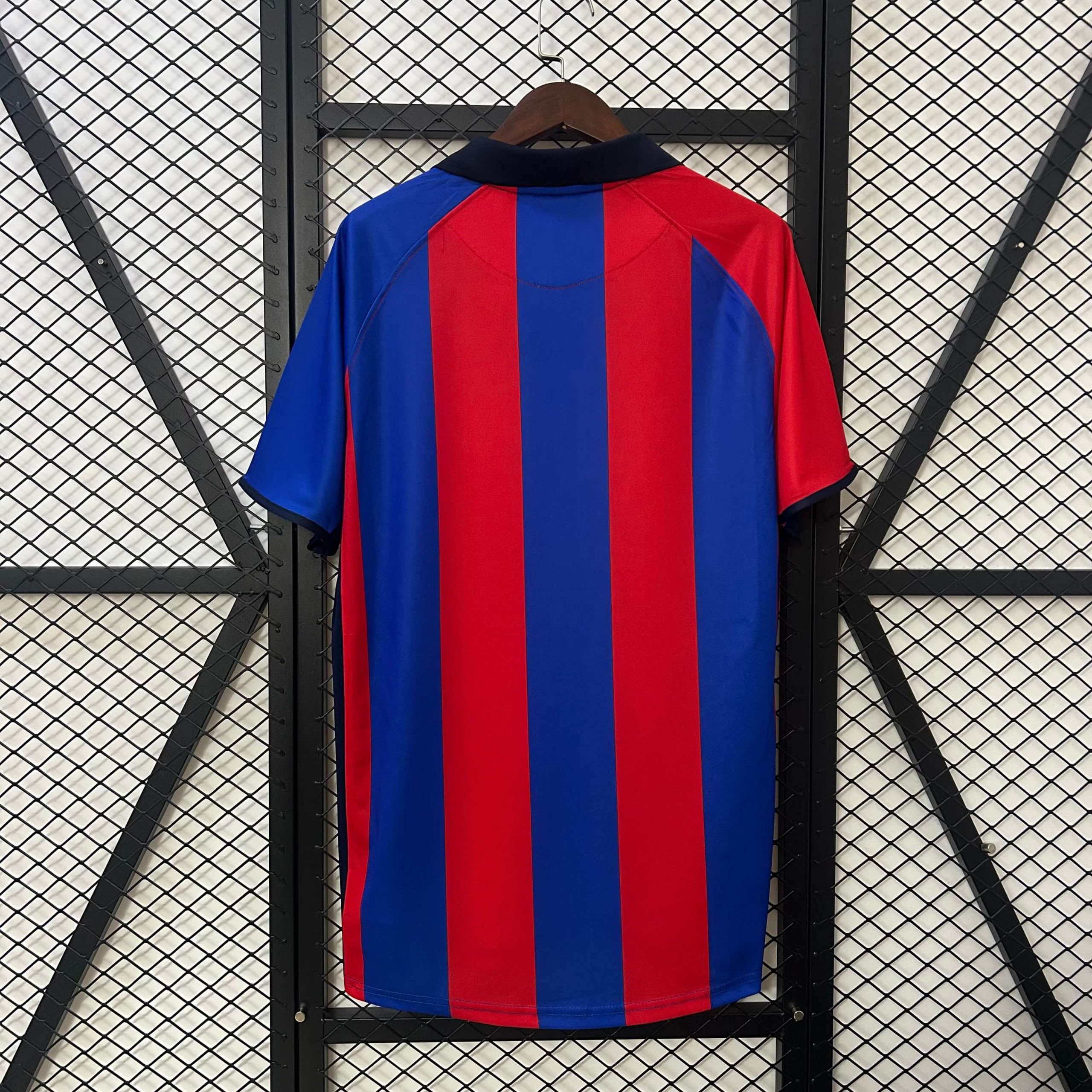 FC Barcelona 2001 Home - Imagen 3