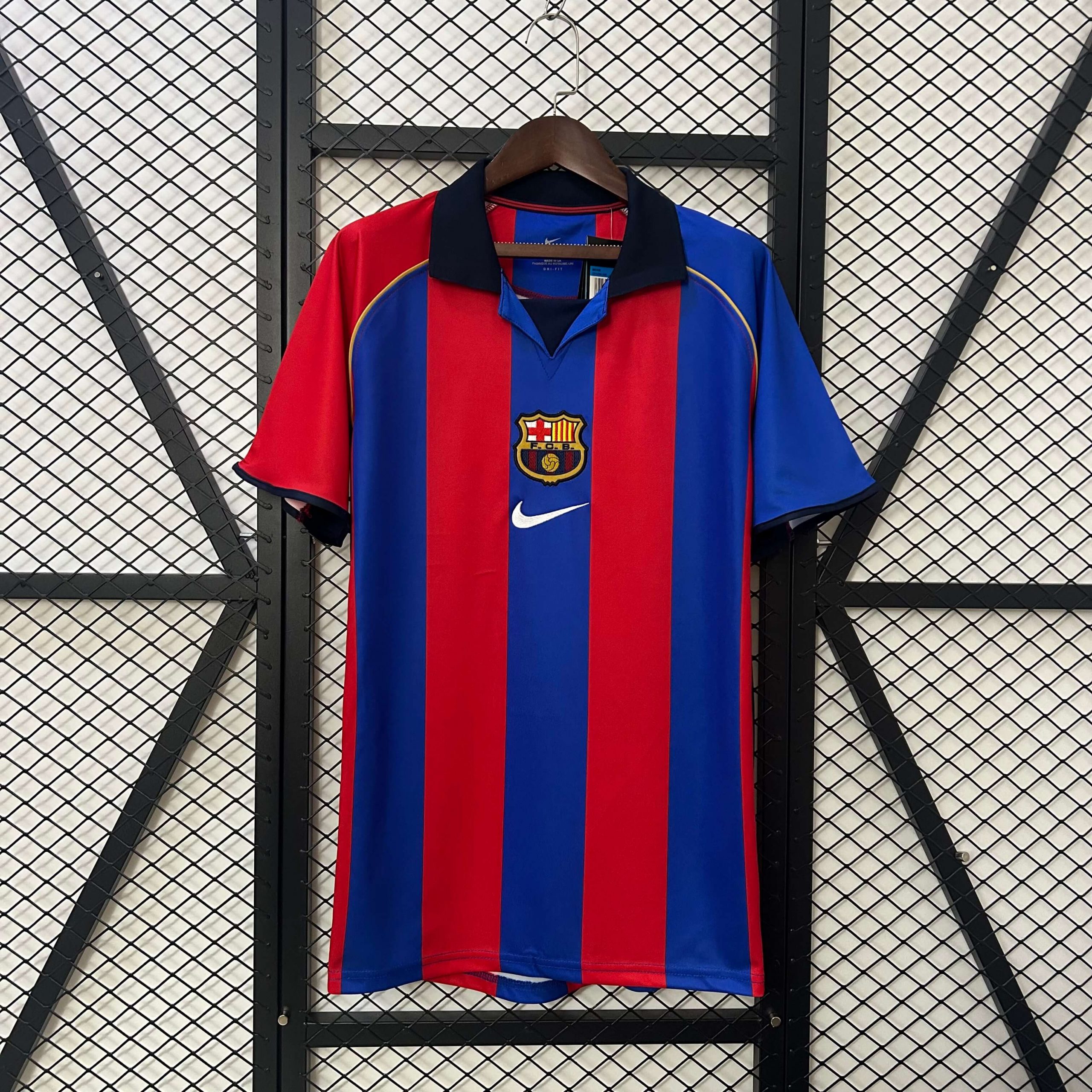 FC Barcelona 2001 Home