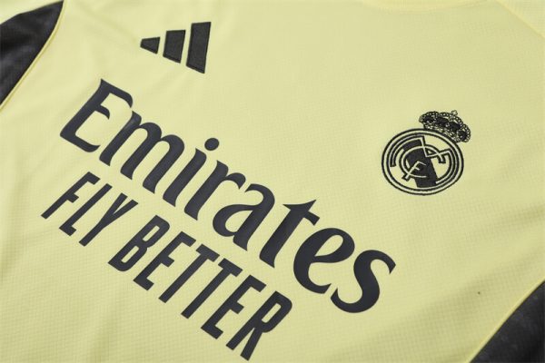 Real Madrid 2025-2026 Entrenamiento - Imagen 2