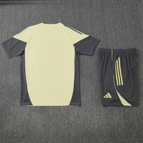 Real Madrid 2025-2026 Entrenamiento - Imagen 3