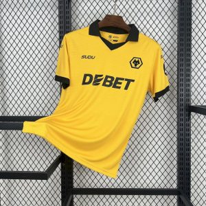 Wolverhampton  2025-2026 Home