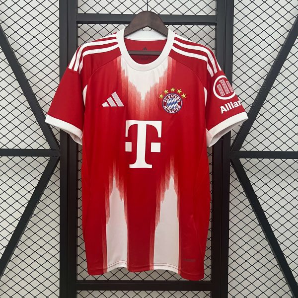 Bayern de Múnich 2025-2026 Home