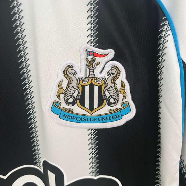 Newcastle 2025-2026 Home - Imagen 2