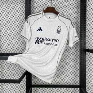 Nottingham Forest 2025-2026 Visitante