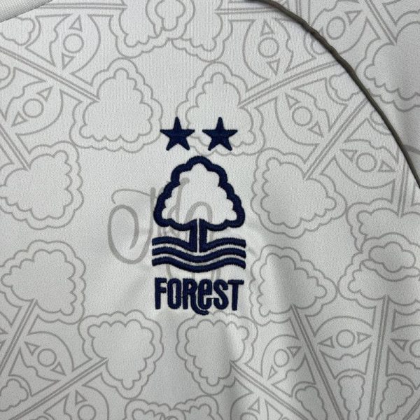 Nottingham Forest 2025-2026 Visitante - Imagen 2