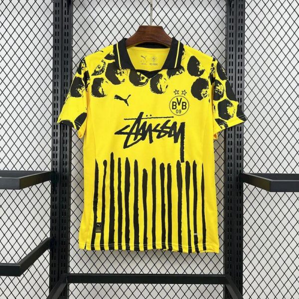 Borussia Dortmund 2025 x STUSSY Ed. Especial