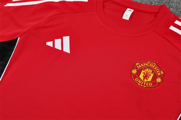 Manchester United 2025-2026 Entrenamiento - Imagen 2