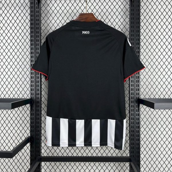 Beşiktaş 2025-2026 Home - Imagen 3