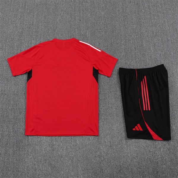 Manchester United 2025-2026 Entrenamiento - Imagen 3