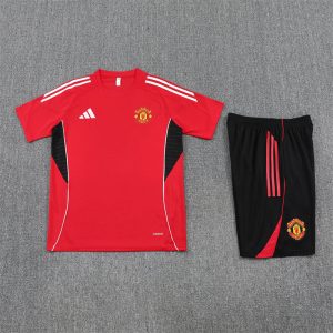 Manchester United 2025-2026 Entrenamiento