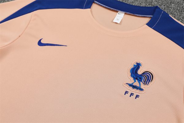 Francia 2025-2026 Entrenamiento - Imagen 2