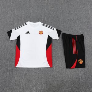 Manchester United 2025-2026 Entrenamiento
