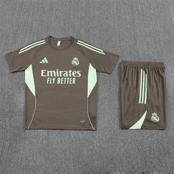 Real Madrid 2025-2026 Entrenamiento