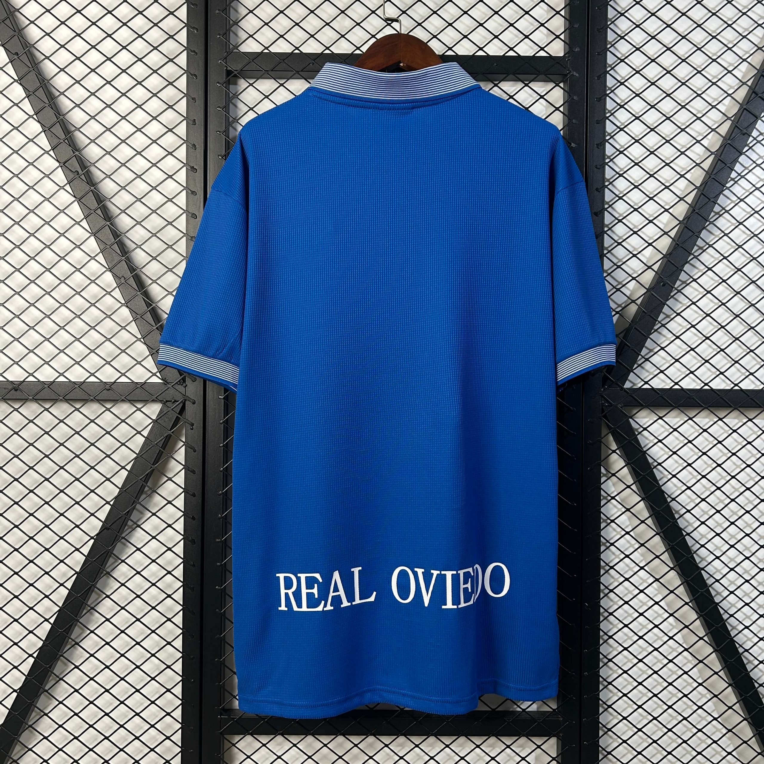 Oviedo 1996 Home - Imagen 2
