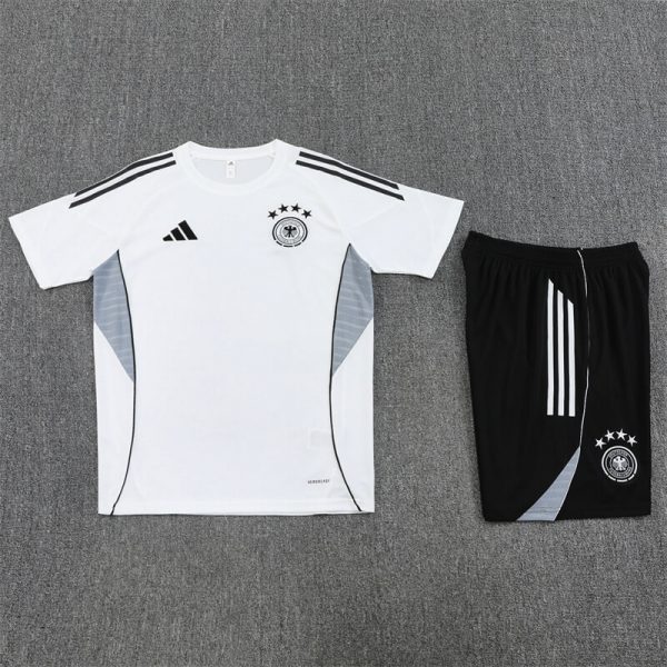 Alemania 2025-2026 Entrenamiento