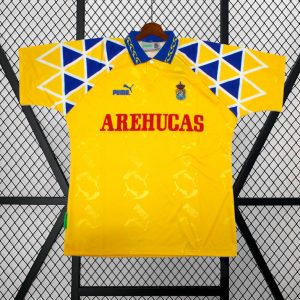 Las Palmas 1995 Home