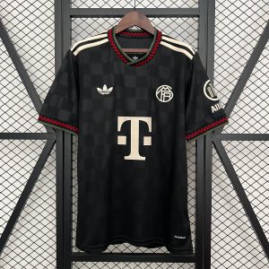 Bayern de Múnich 2025-2026 Tercera