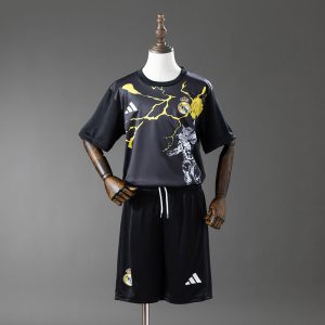 Real Madrid 2025-2026 Niño Ed. Especial Marvel