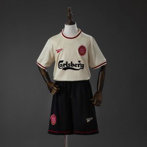 Liverpool 1995/1996 Home Niño