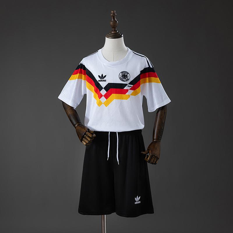 Alemania 1990 Home Niño