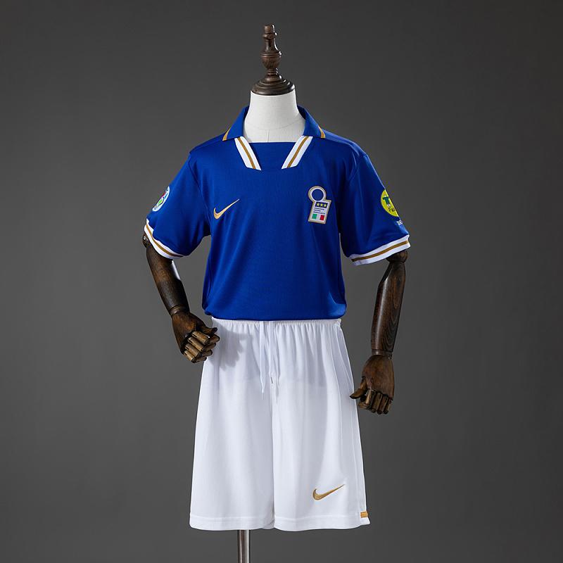 Italia 1996 Home Niño