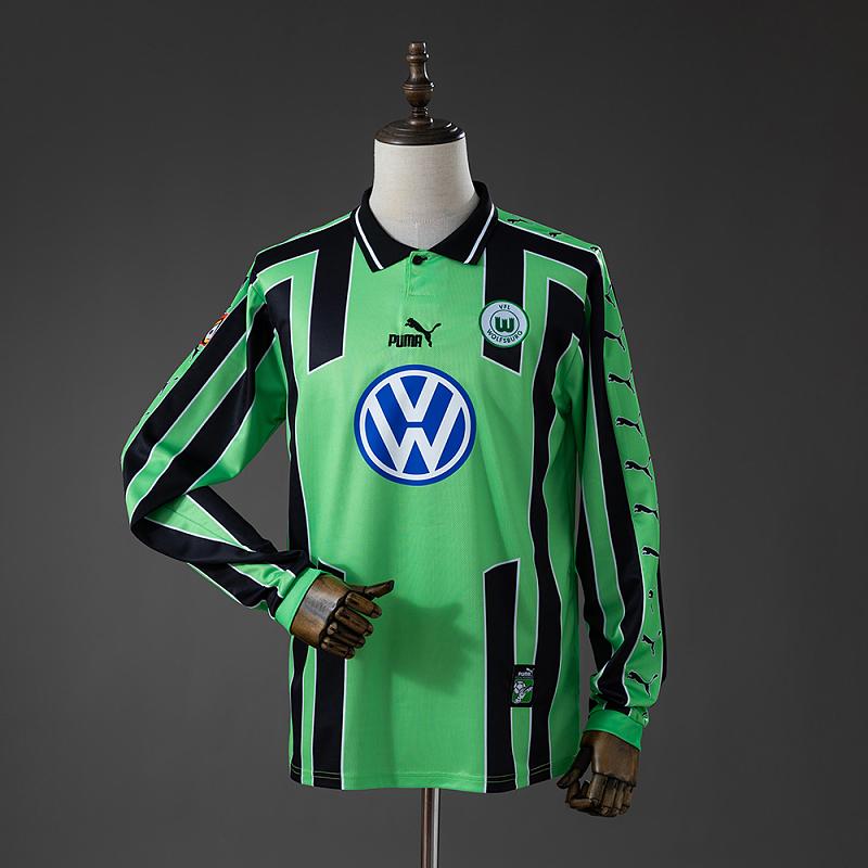 Wolfsburgo 1999/2000 Visitante